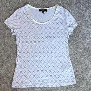 Banana Republic White Diamond Pattern Tee
